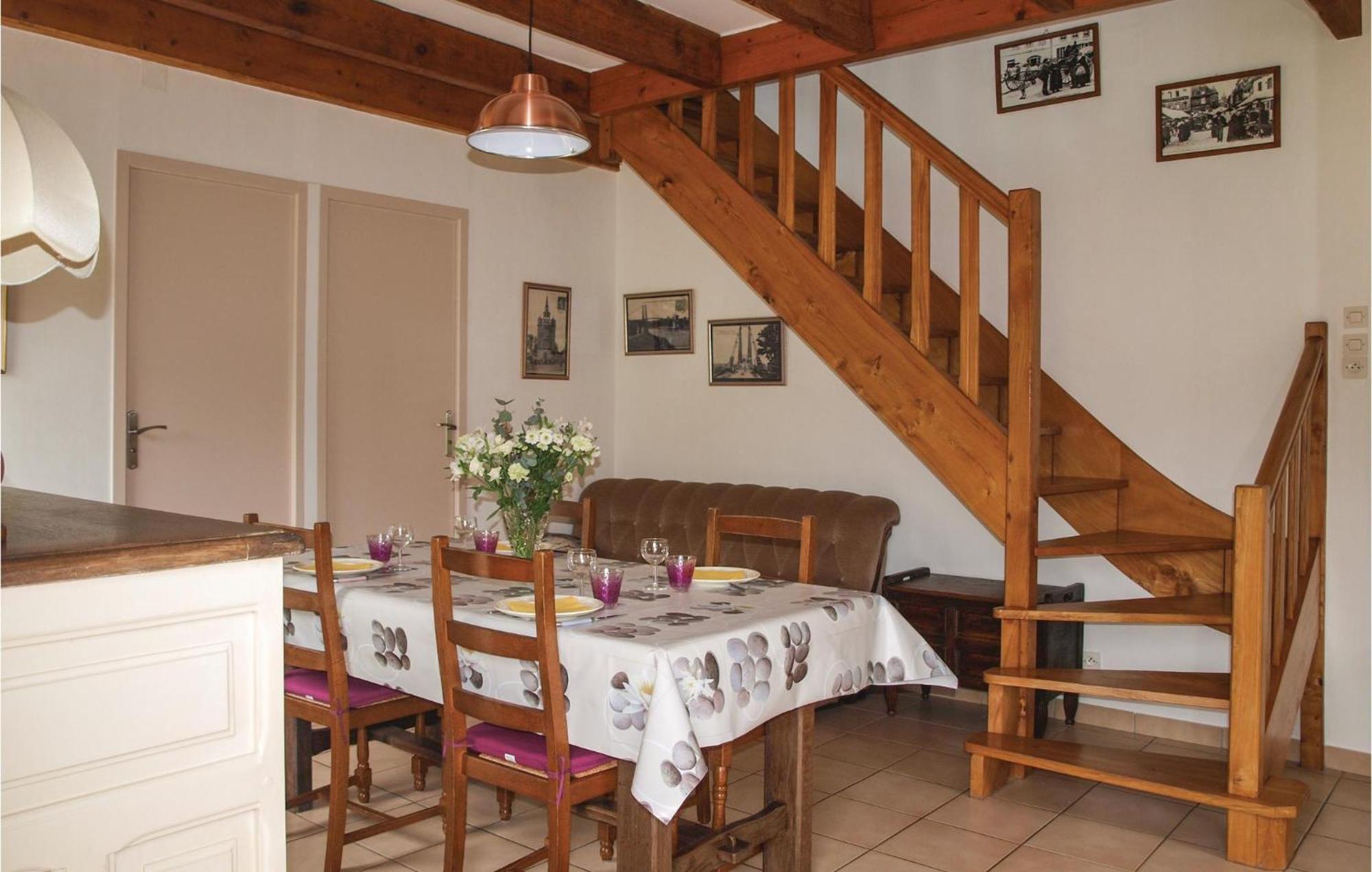 3 Bedroom Awesome Home In Lézardrieux Εξωτερικό φωτογραφία